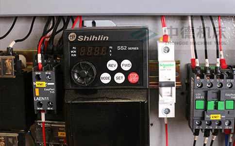 ZDS-632臺灣高品質變頻器，更低頻更節能，快速定位.jpg